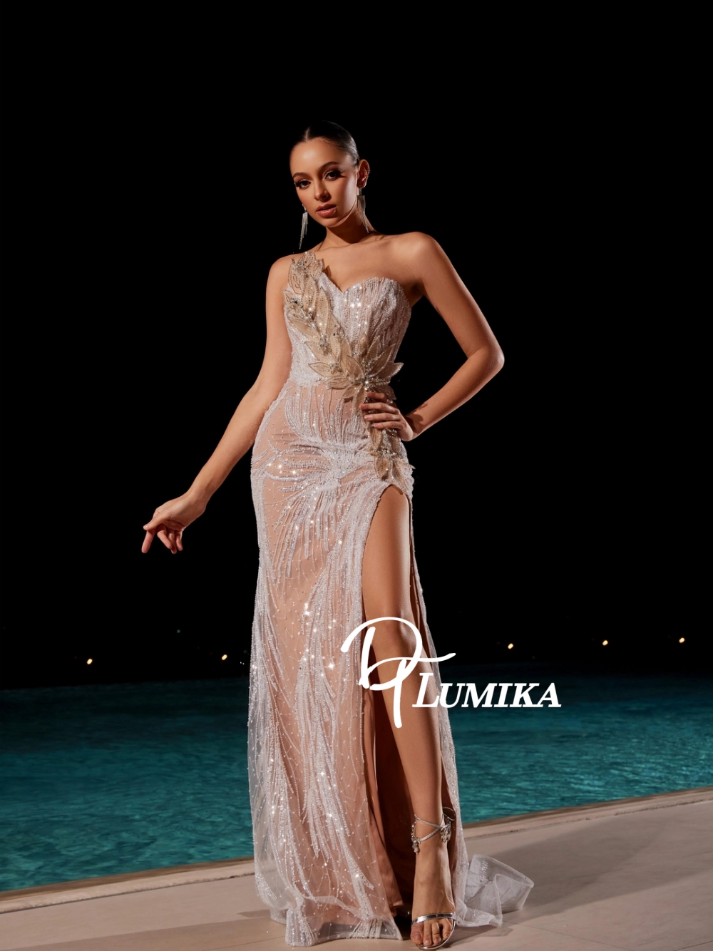 Unique Women'S Formal Wear - Özel Tasarım 3D Yaprak Detaylı, Seksi