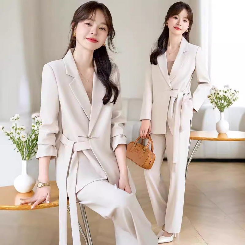 Kadınlar için Lüks Takım Elbis - High End Women'S Formal Wear incelemesi ve fiyatı
